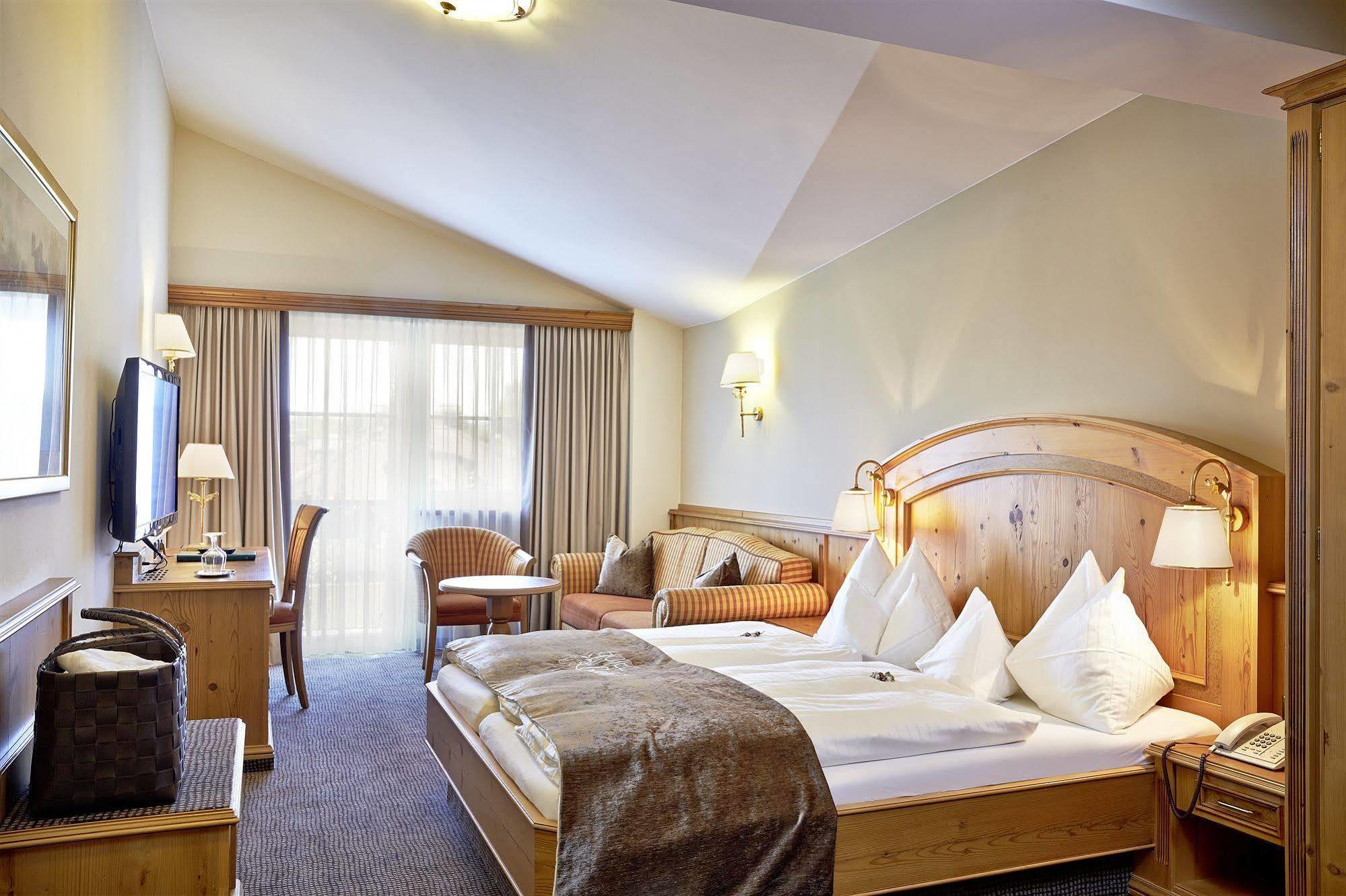 Hotel Gabi Wals-Siezenheim Екстер'єр фото